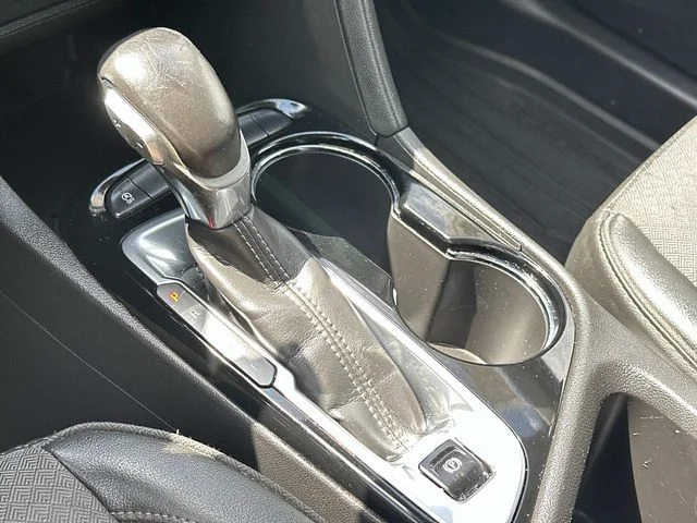 Used 2021 White Buick Preferred image 30