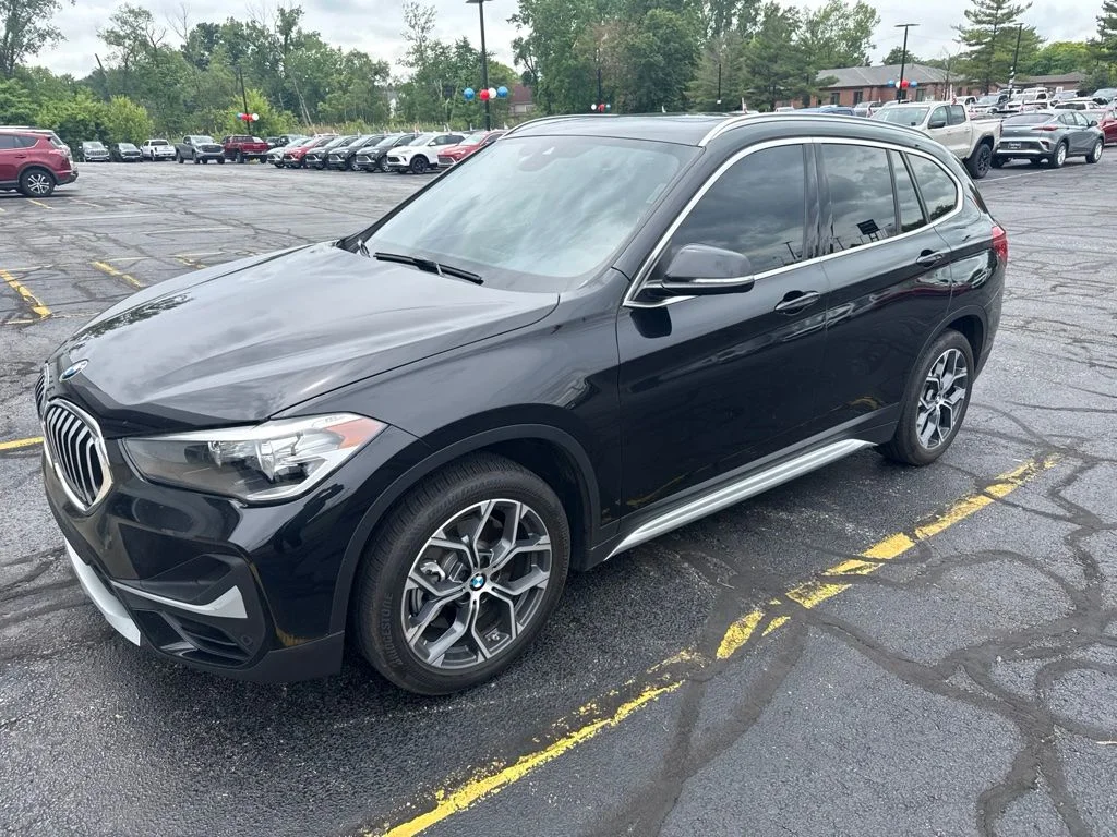 2022 BMW X1 xDrive28i's photo