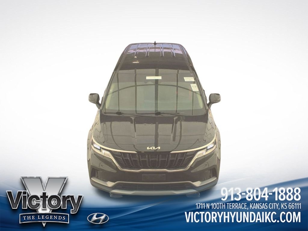 Used 2024 Kia Carnival LX Seat Pkg with VIN KNDNB4H32R6327354 for sale in Kansas City