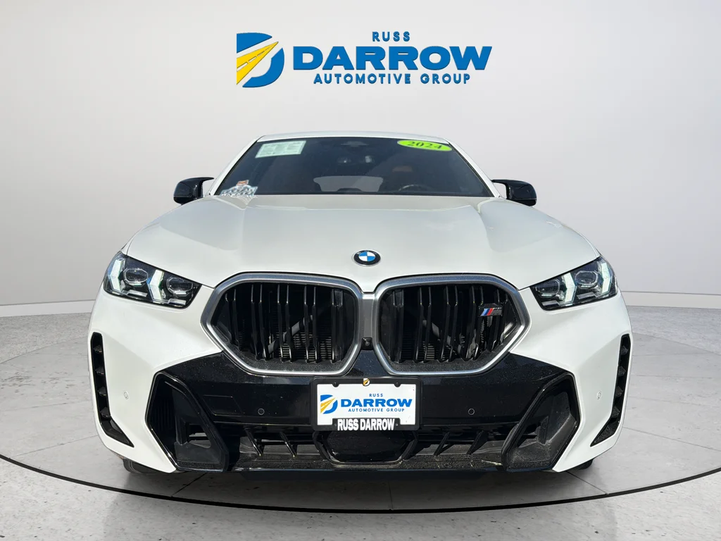 Used 2024 White BMW M60i image 8