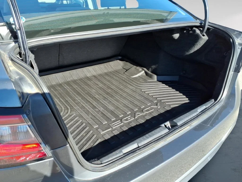 Used 2021 Gray Subaru Base image 17