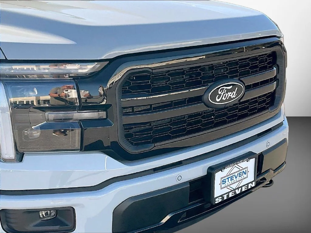 New 2026 Avalanche Ford Lariat® image 40