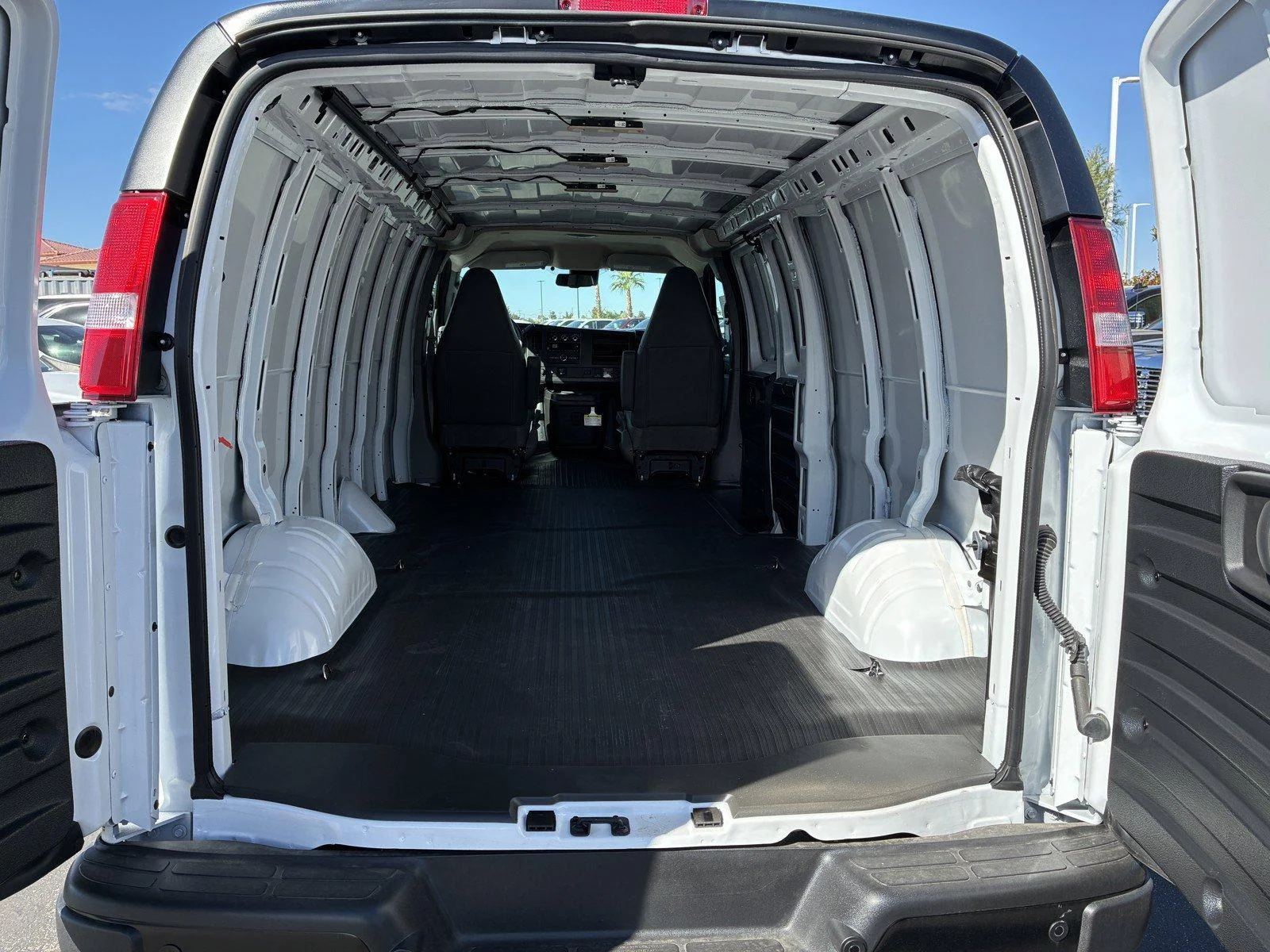 New 2026 Summit White GMC Work Van image 14