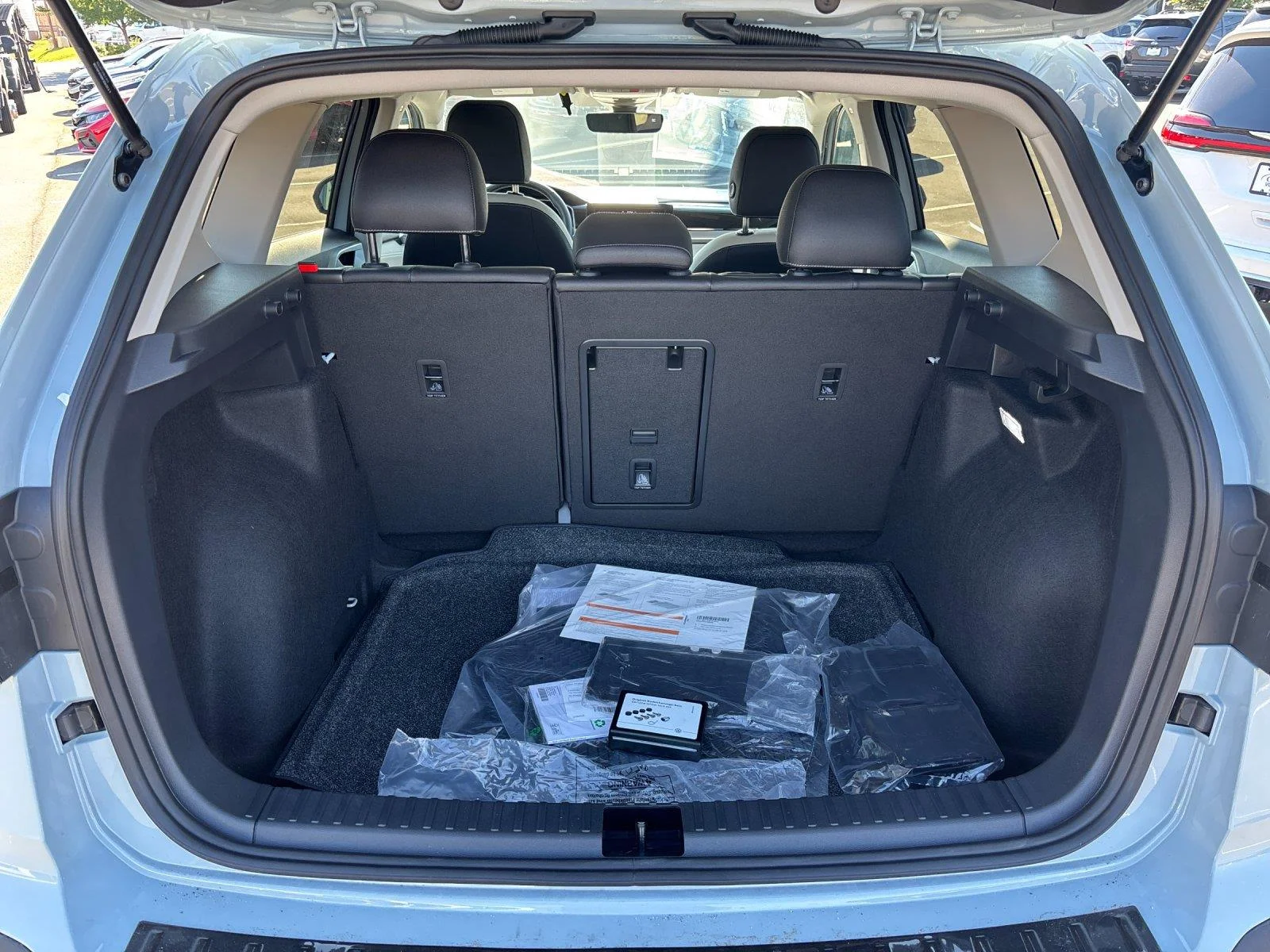 New 2027 Monument Gray Volkswagen SE image 34