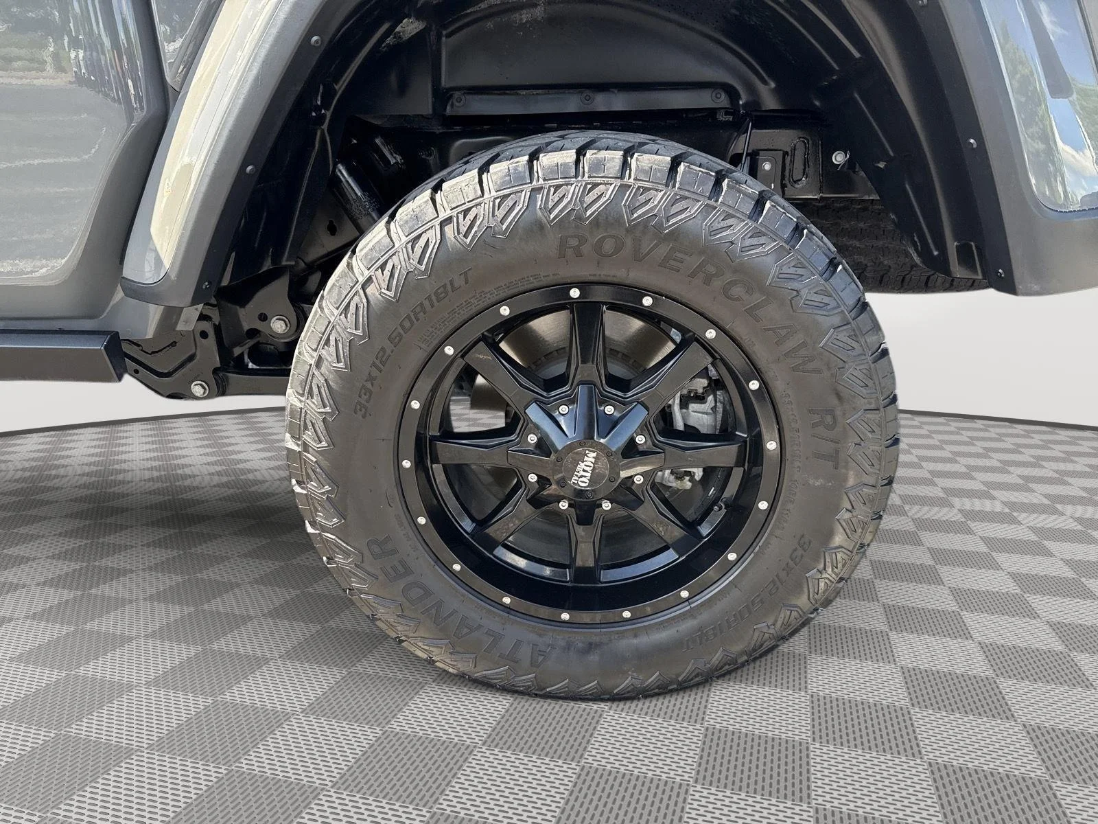 Used 2023 Sting-Gray Clearcoat Jeep Sport S image 17