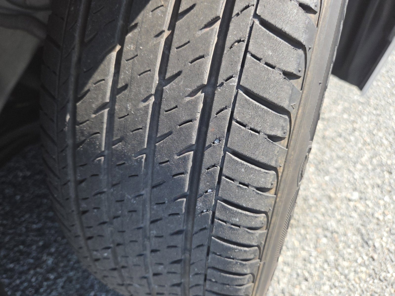 2024 Toyota Corolla LE - Photo 8