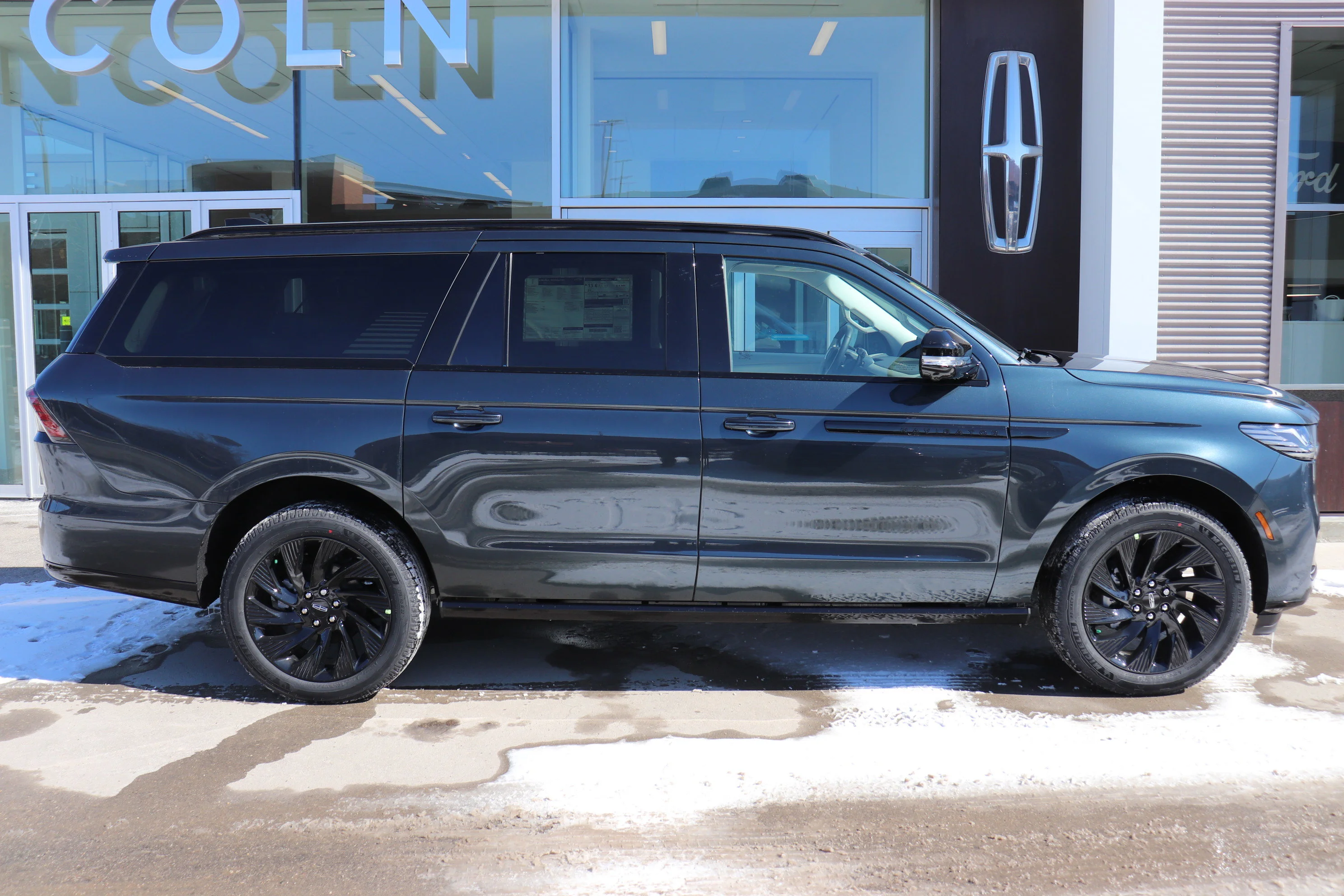 New 2026 LIGHT BLUE METALLIC CC Lincoln Reserve image 3