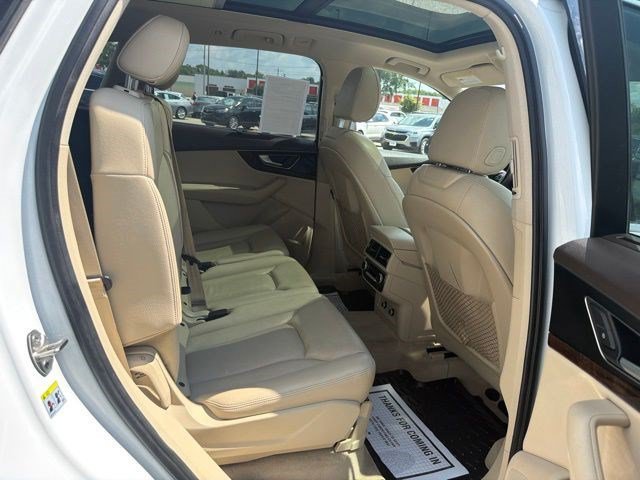 Used 2018 White Audi Prestige image 23
