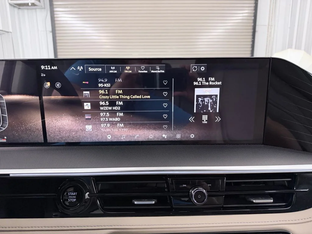 Used 2026 White INFINITI PURE image 21