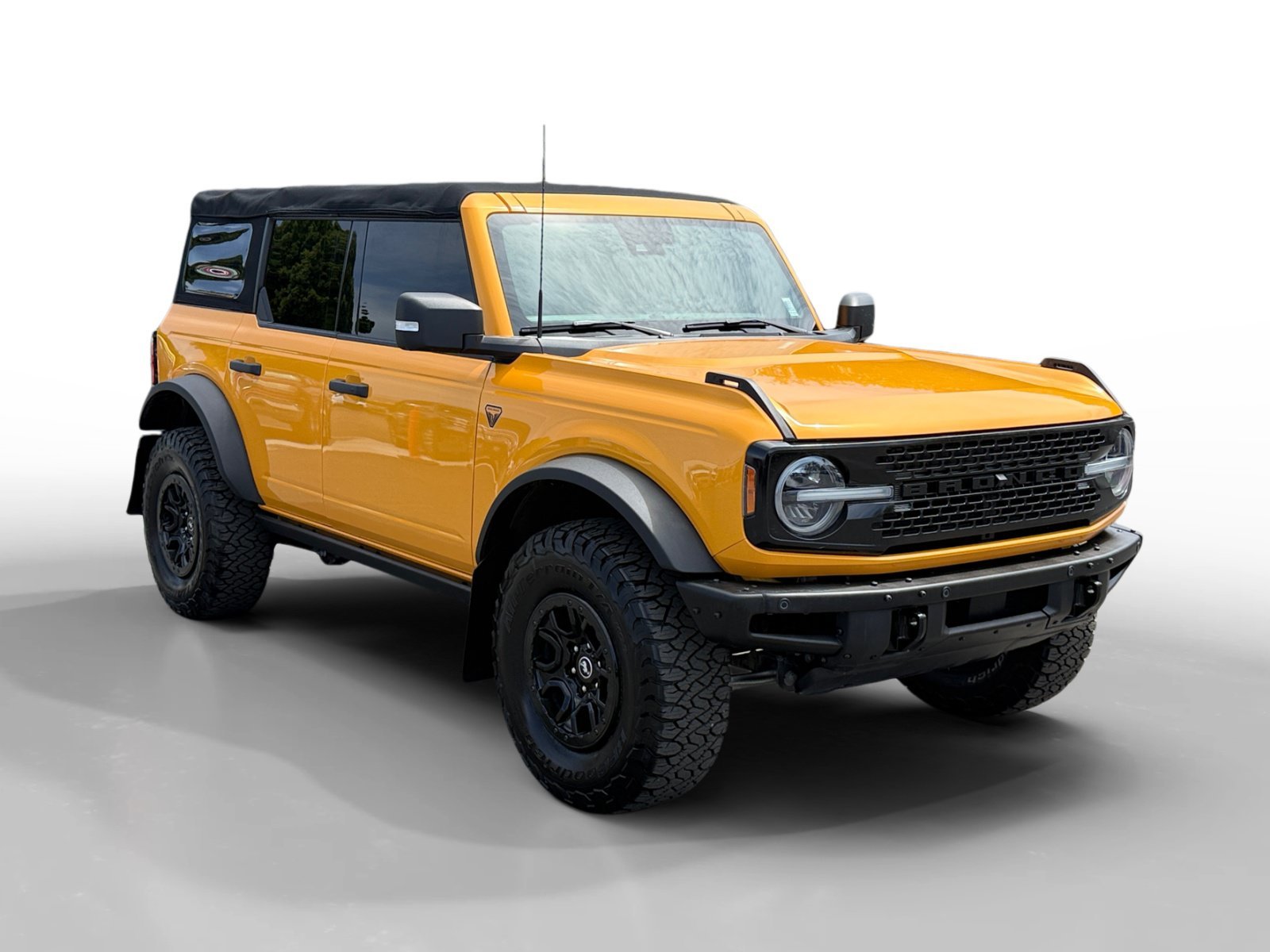 Certified Used 2022 Orange Metallic Ford Badlands image 7