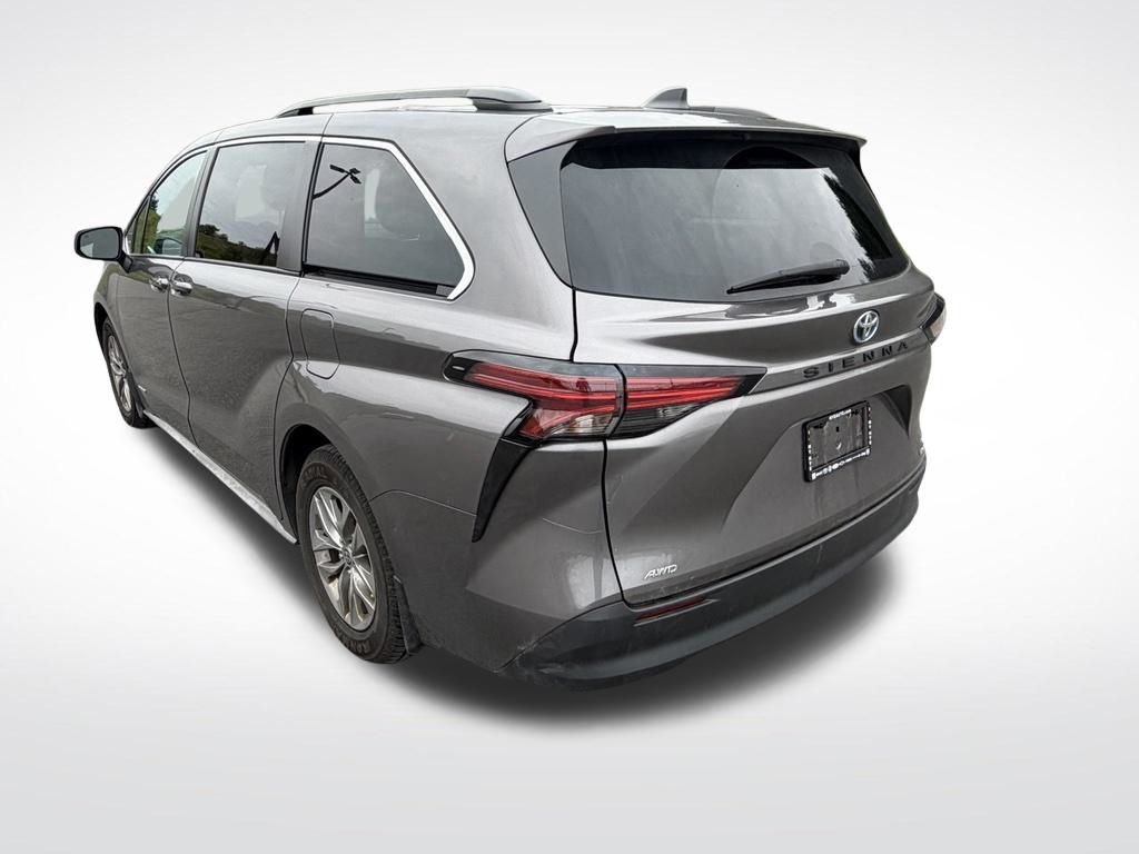 Used 2021 Predawn Gray Mica Toyota LE image 3