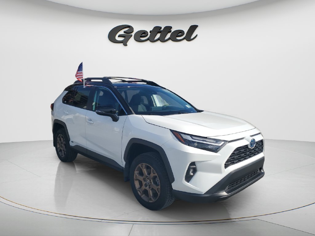Used 2023 White Toyota Woodland Edition image 3
