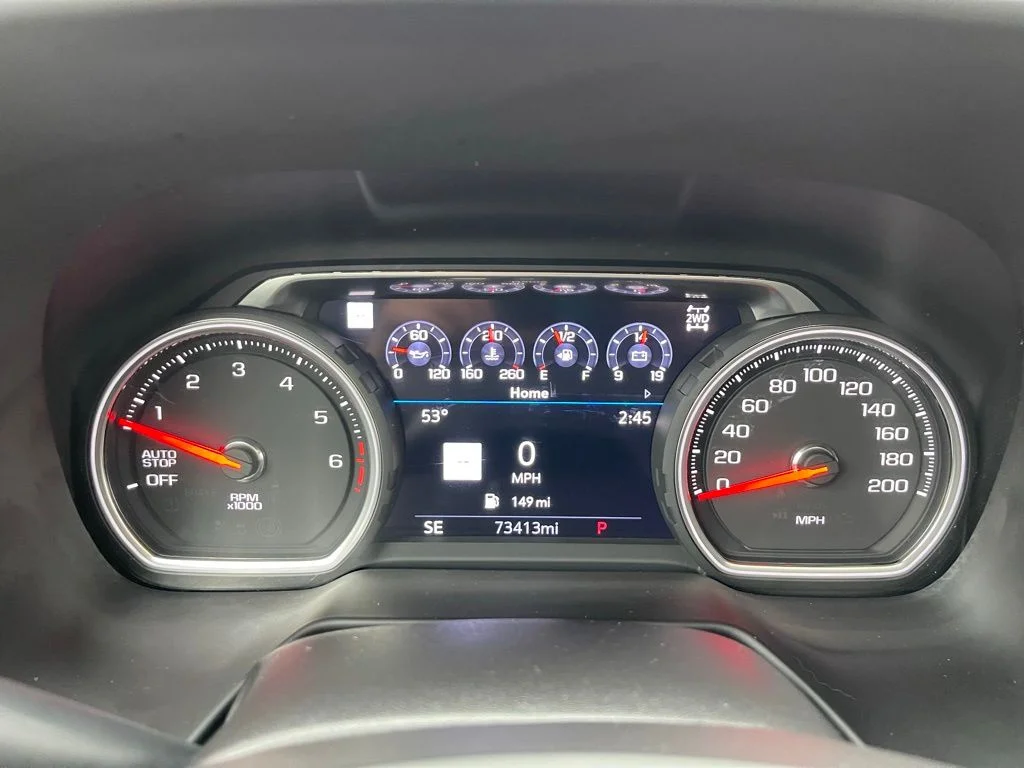 Used 2021  Chevrolet High Country image 49