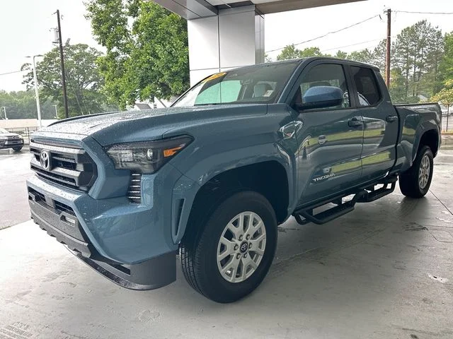 Used 2026 Blue Toyota SR5 image 7