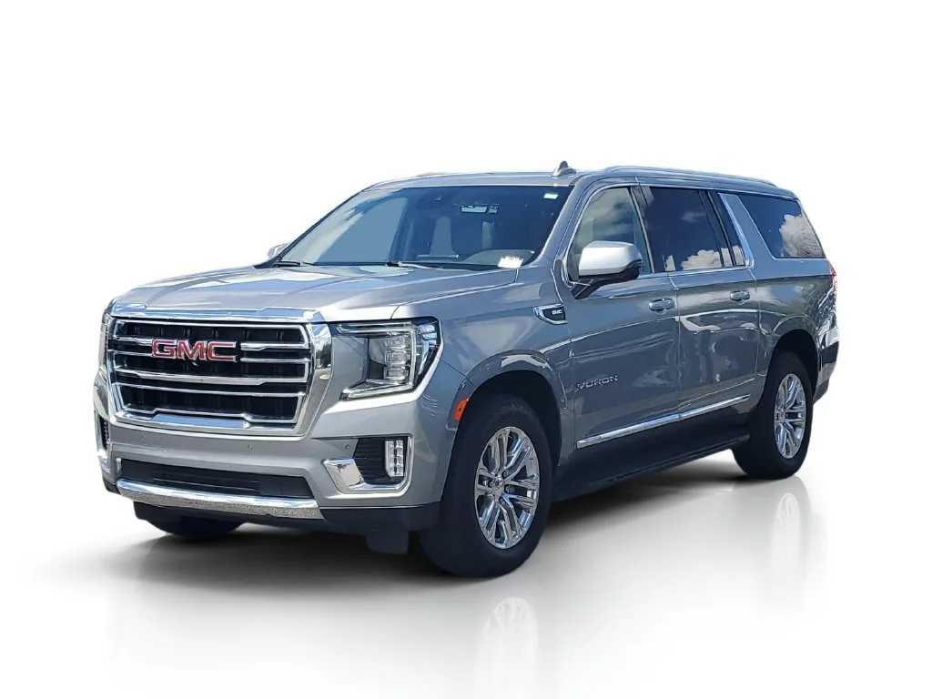 Used 2023 Sterling Metallic GMC SLT image 3