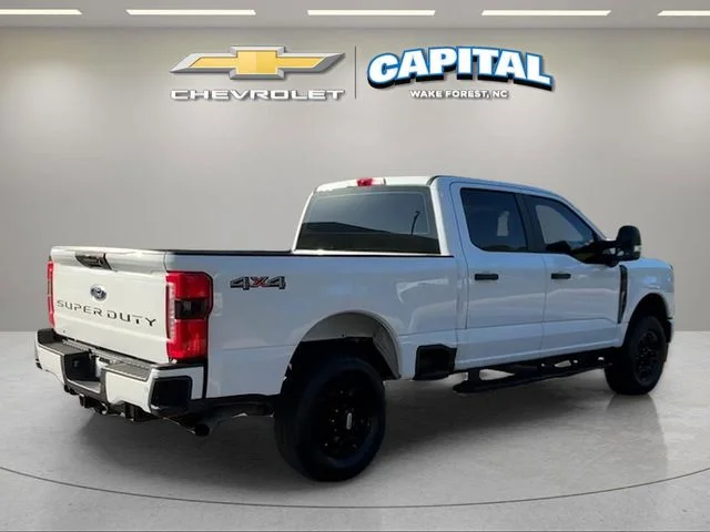 Used 2024 White Ford XL image 5