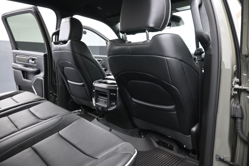 New 2026 Canyon Lake Exterior Paint RAM Laramie image 29