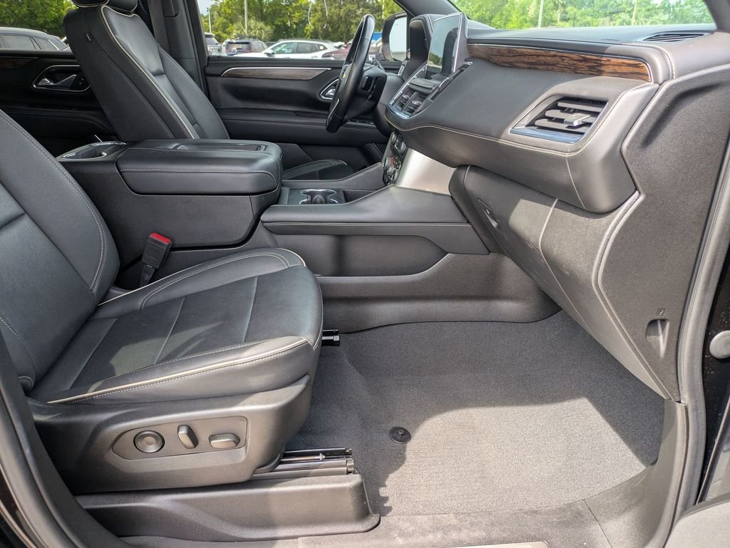 Used 2023 Black Chevrolet Premier image 29