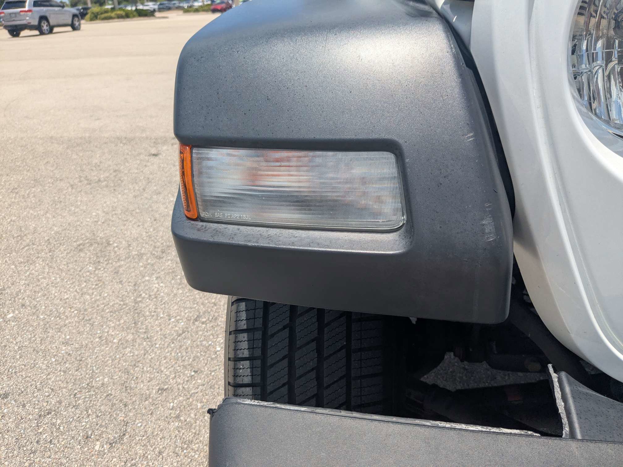 Used 2020 Bright White Clearcoat Jeep Sport S image 11