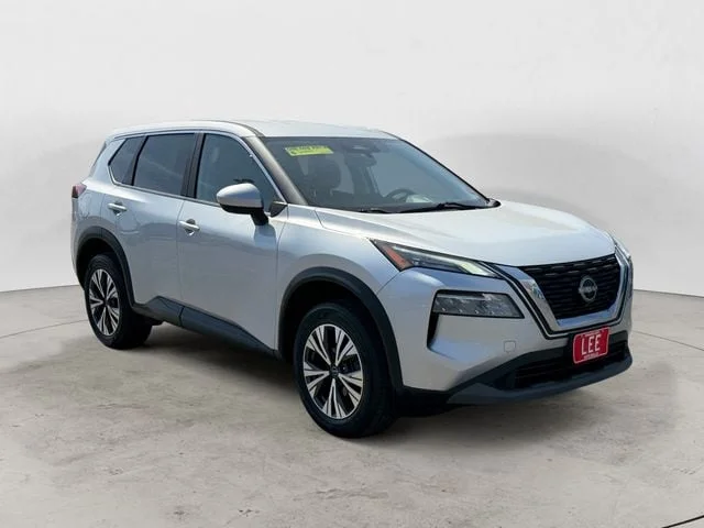 Used 2023 Brilliant Silver Metallic Nissan SV image 7