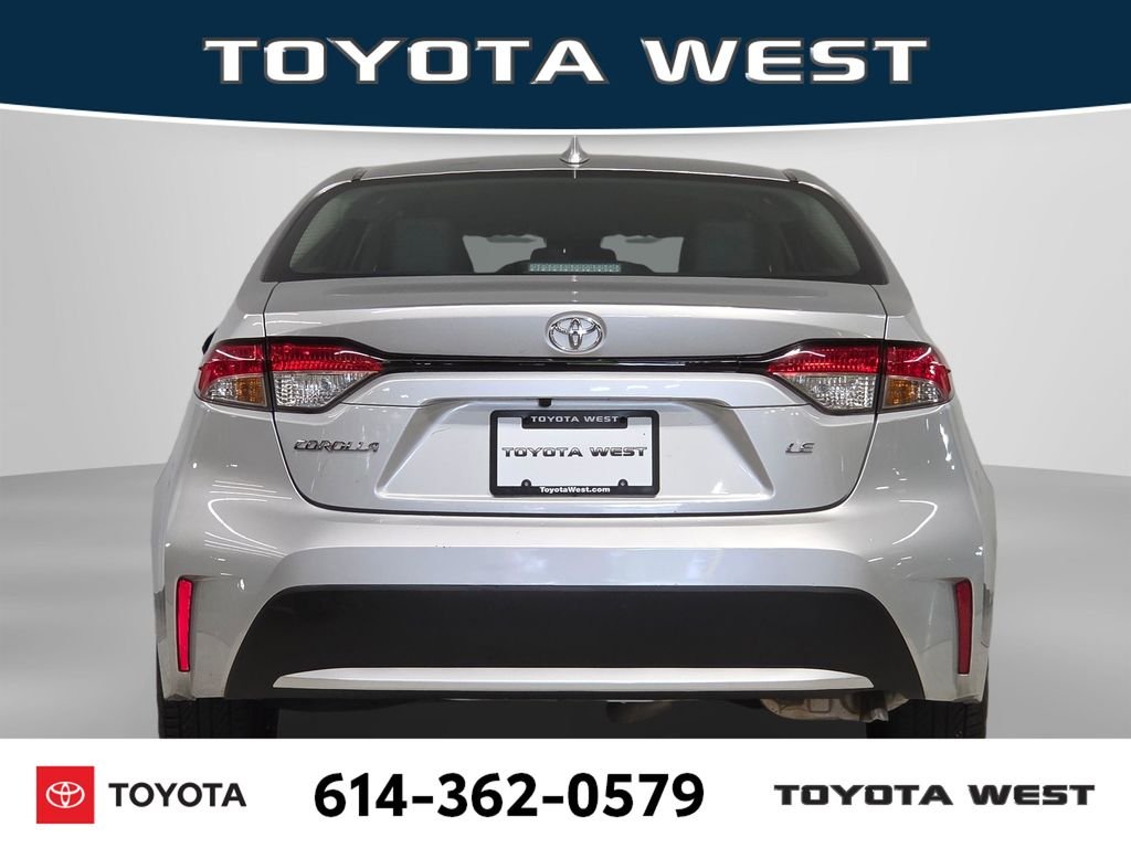 Used 2022 Silver Toyota LE image 8