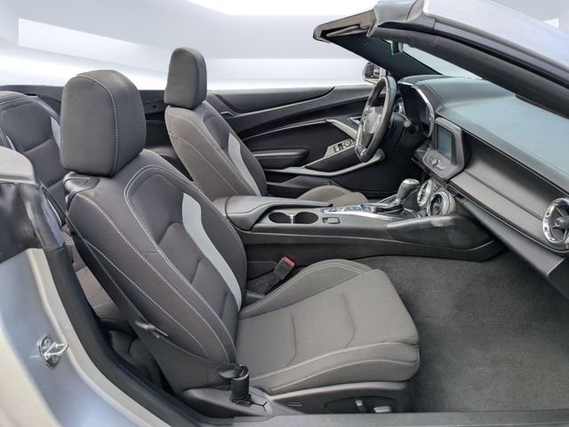 Used 2018 Silver Chevrolet 1LT image 15