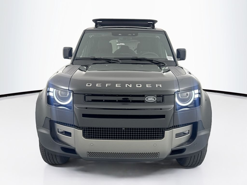 New 2026 Santorini Black Land Rover S image 2