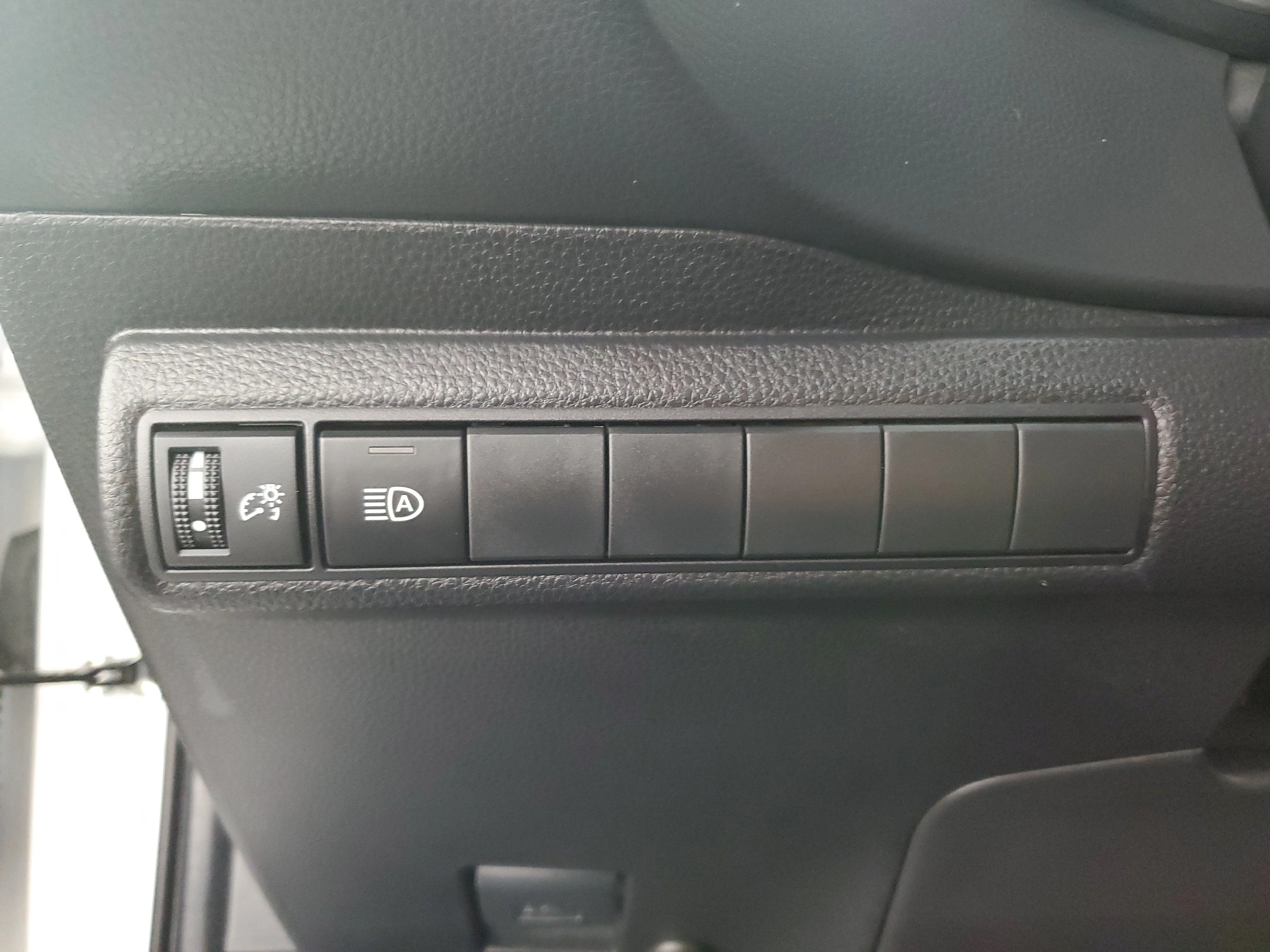 Used 2024 Wind Chill Pearl/Midnight Black Metallic Toyota XSE image 25