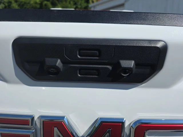 Used 2025 White GMC AT4X image 14
