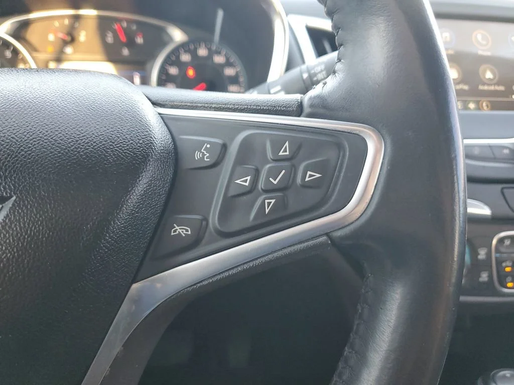 Used 2019 IRIDESCENT PEARL TRICOAT Chevrolet LT image 20