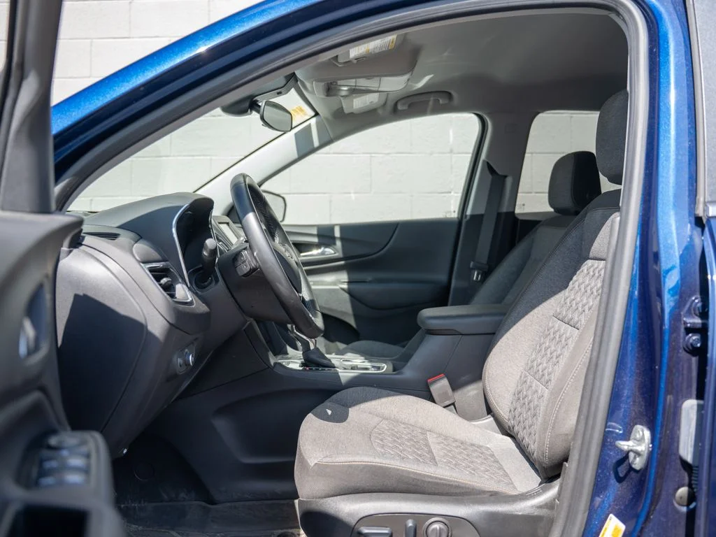 Used 2023 Blue Chevrolet LT image 17