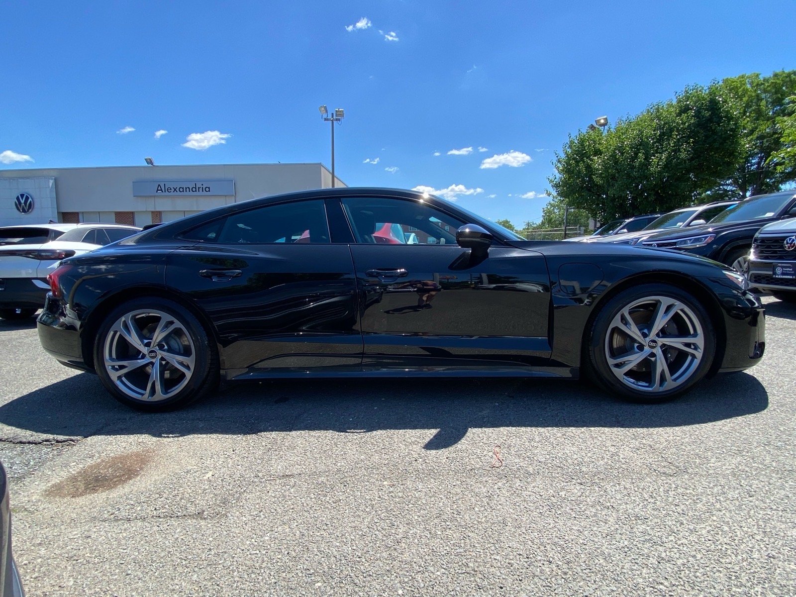 Used 2023 Audi e-tron GT Premium Plus with VIN WAUFJBFW3P7005092 for sale in Alexandria, VA