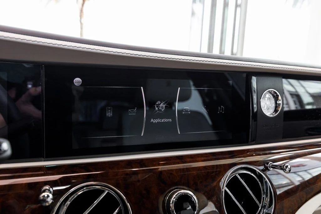 Used 2021 Midnight Sapphire Rolls-Royce  image 23