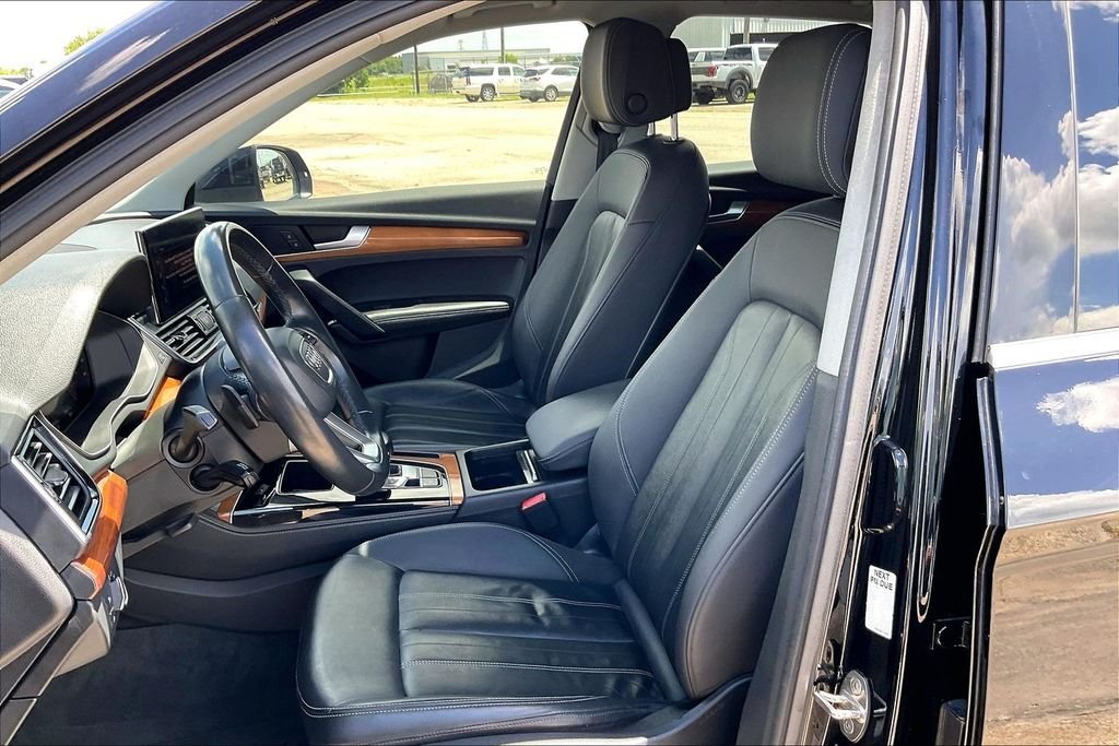 Used 2021 Brilliant Black Audi 45 Premium Plus image 18