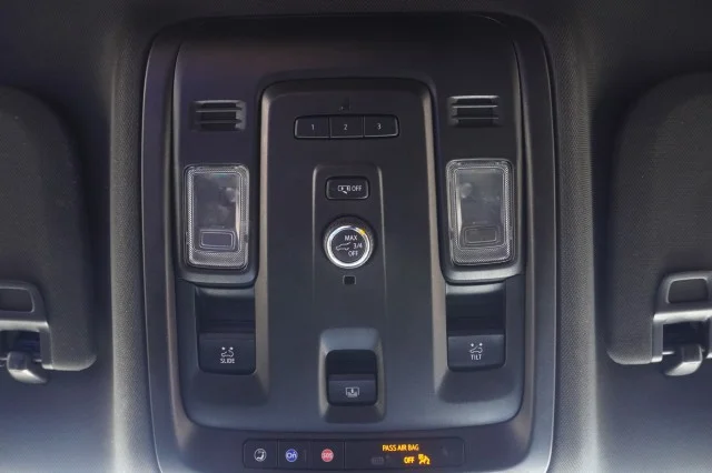 Used 2021 WHITE Chevrolet LT image 37