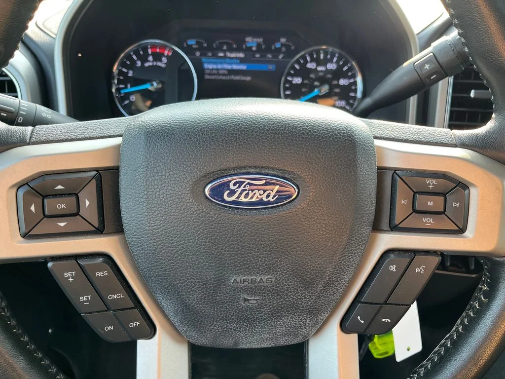 Used 2022 Agate Black Metallic Ford Lariat image 11