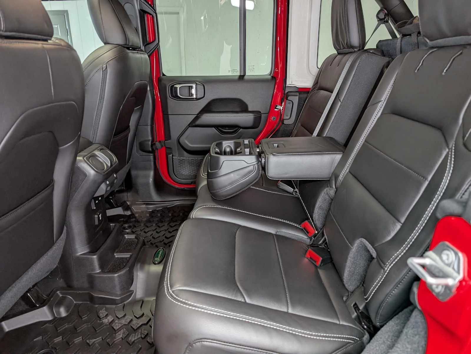 Used 2019 Firecracker Red Clearcoat Jeep Sahara image 27