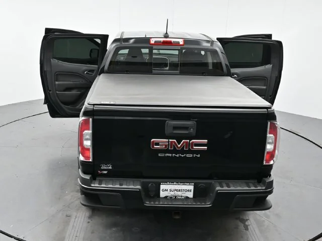 Used 2022 ONYX BLACK GMC 2WD Elevation image 40