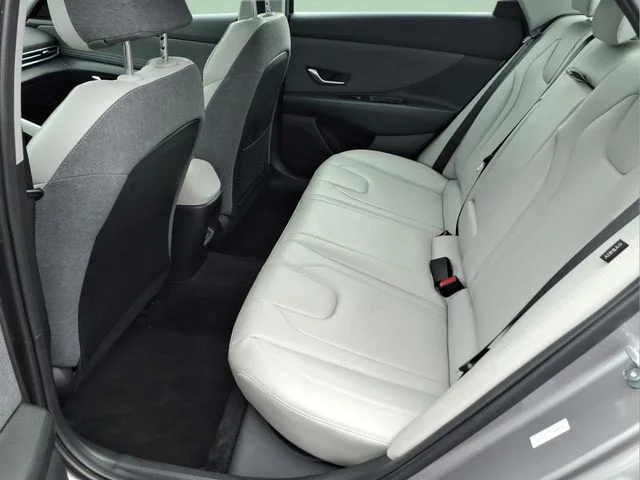 Used 2025 Silver Hyundai Limited image 17