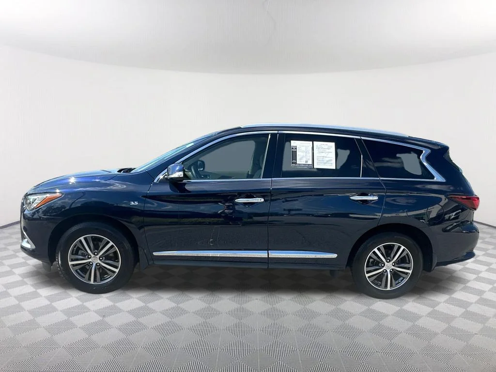 Used 2016 Blue INFINITI Base image 8