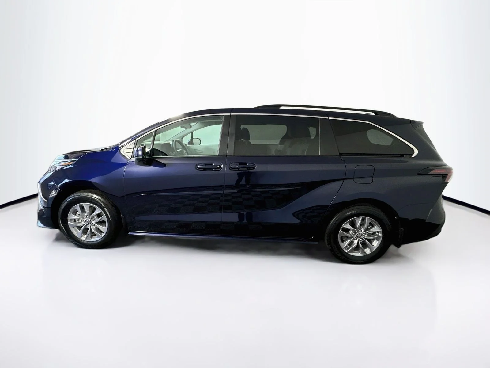 Used 2026 Blue Toyota LE image 4
