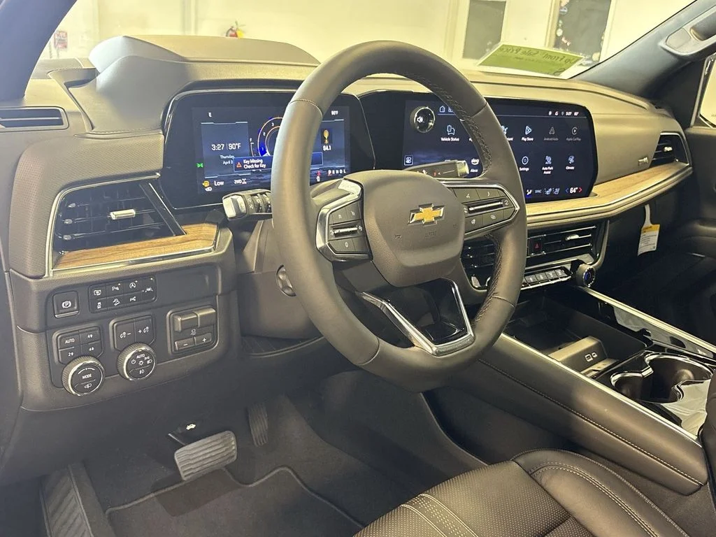 Used 2025 Black Chevrolet High Country image 15