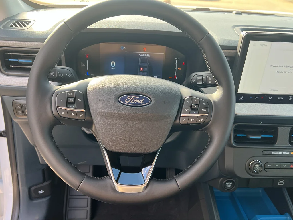 2025 Ford Maverick XLT - Photo 13