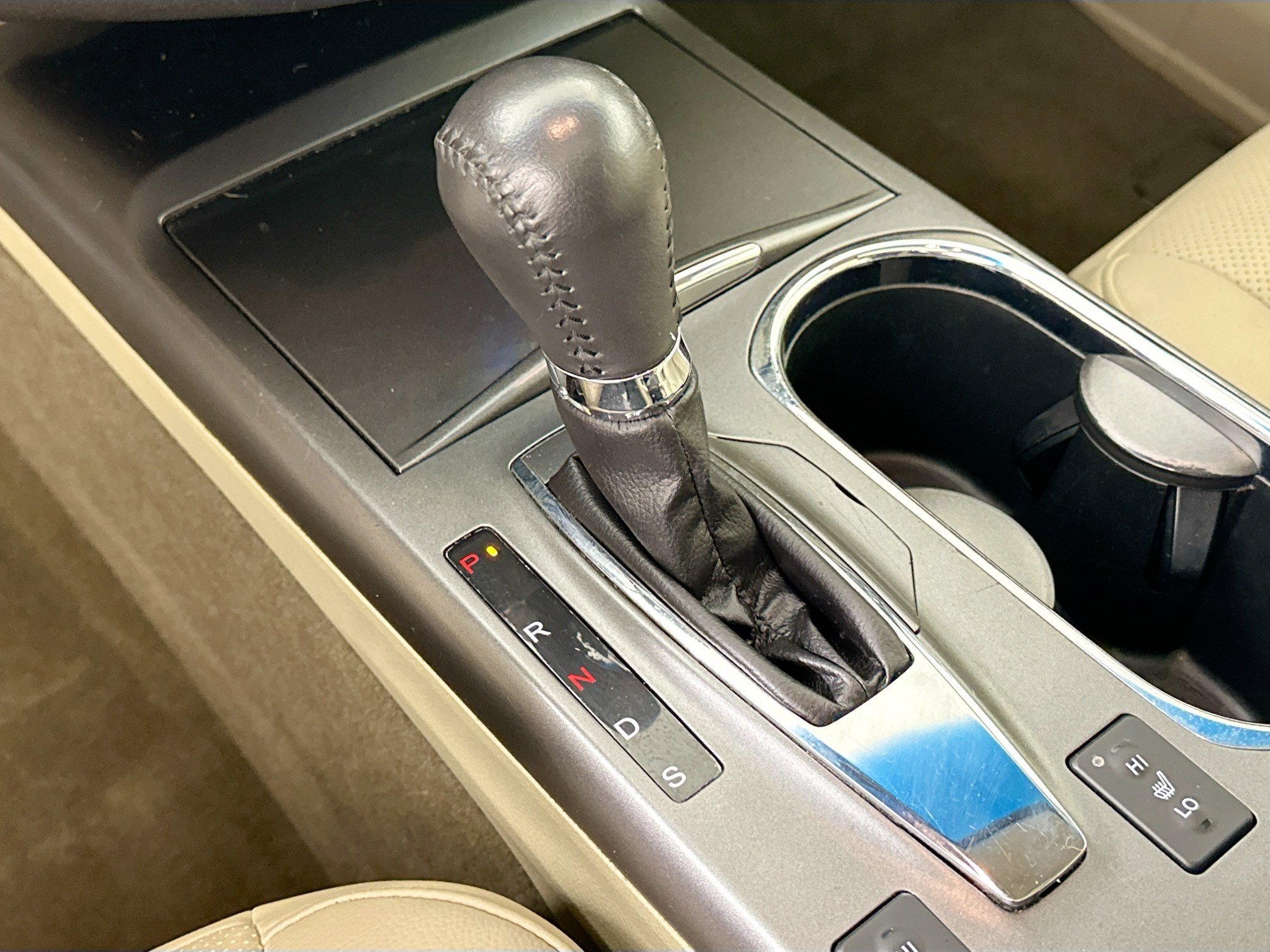 Used 2013  Acura Tech Pkg image 28