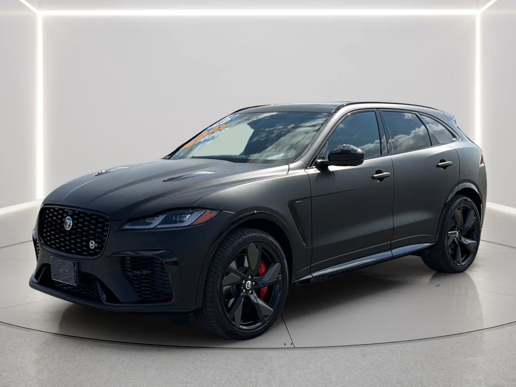 New 2026 Chalk Blue Jaguar SVR image 9