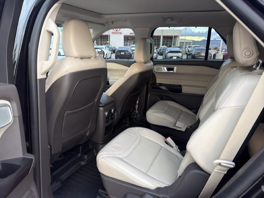 2020 Ford Explorer Platinum - Photo 29