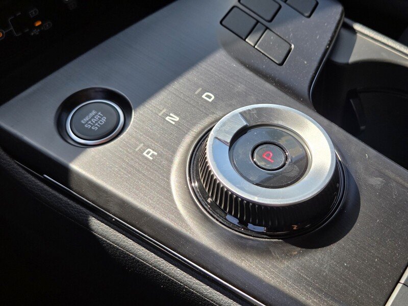 New 2027 Gravity Gray Kia LX image 14