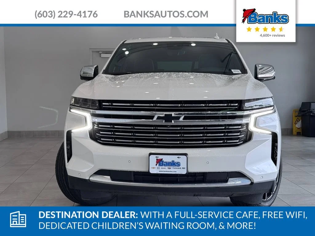 Certified Used 2023 Iridescent Pearl Tricoat Chevrolet Premier image 3