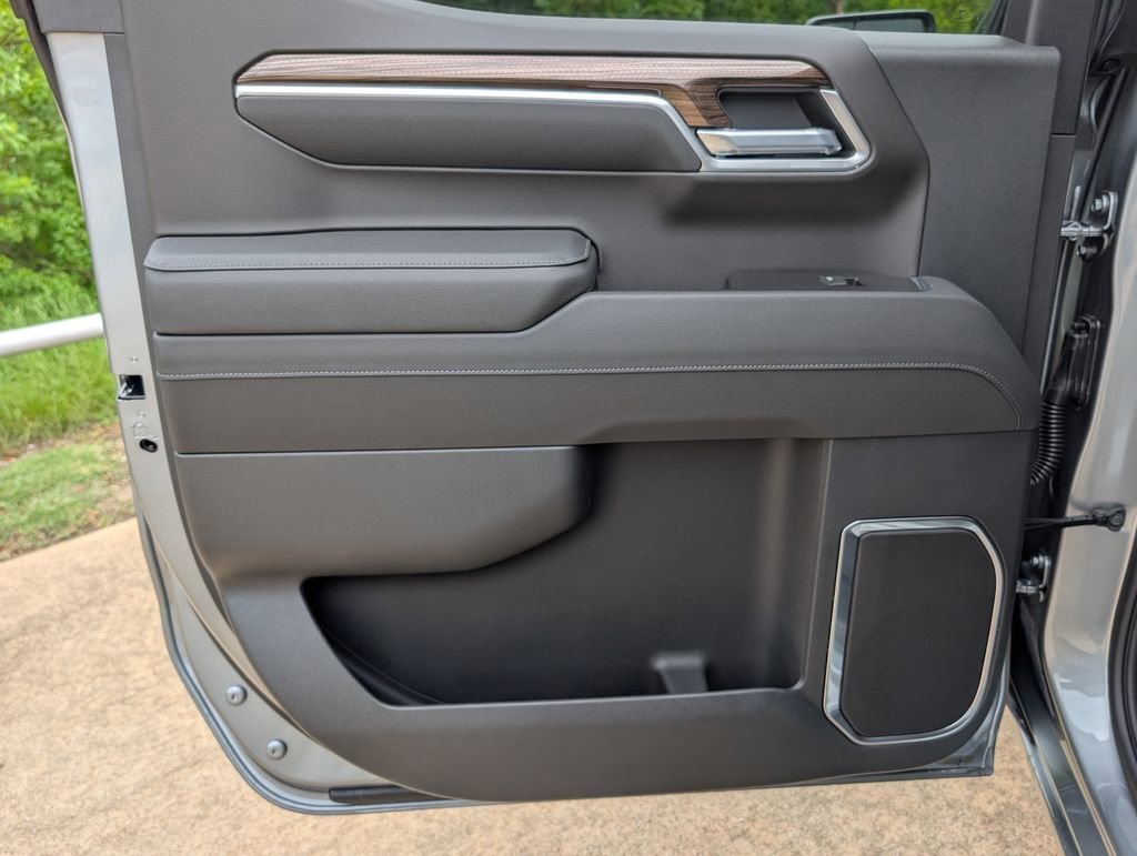 2026 Chevrolet Silverado 1500 LT - Photo 8
