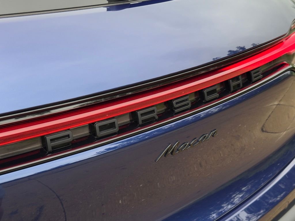 New 2026 Gentian Blue Metallic Porsche  image 33